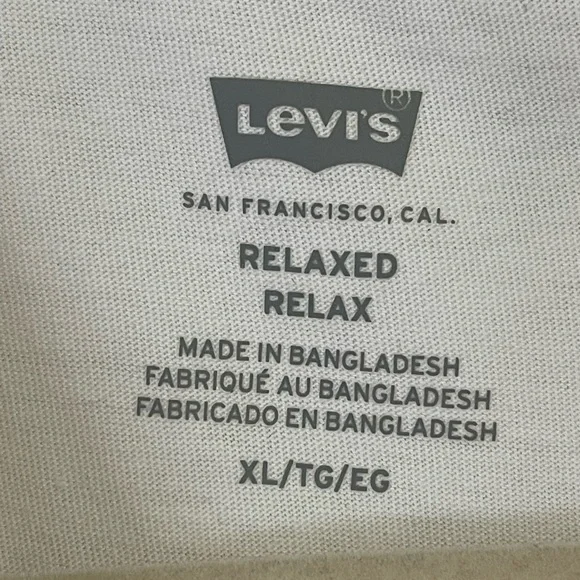 Levi’s Rodeo Graphic Tee - Picture 6 of 9